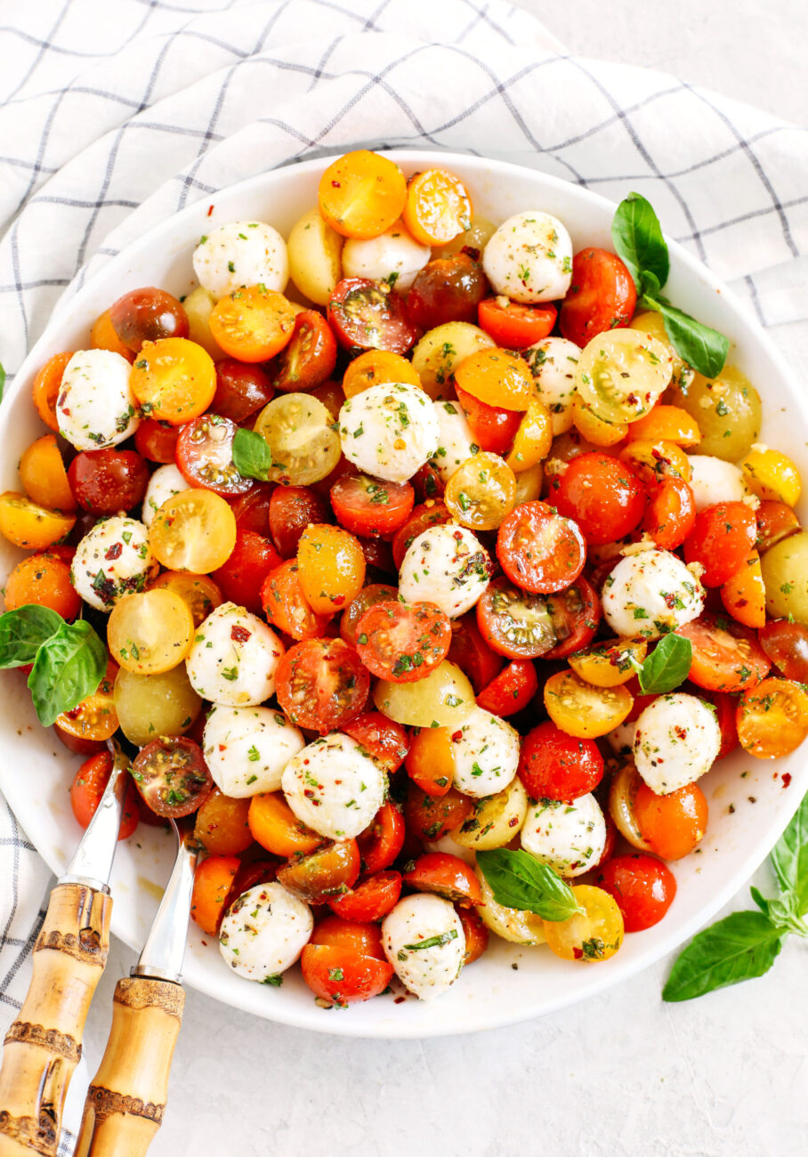 summer salad with mozzarella