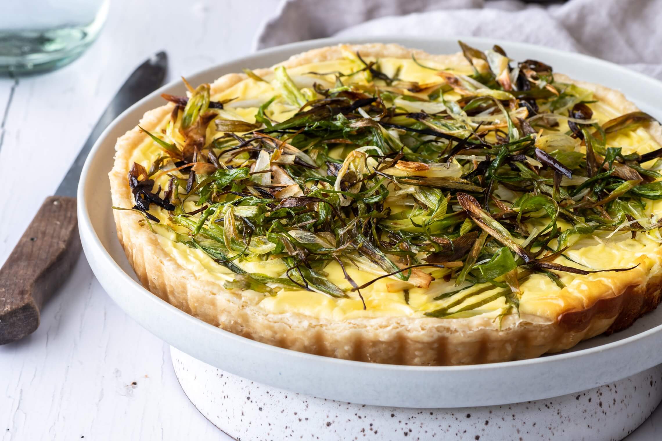 tart with cheese and onions