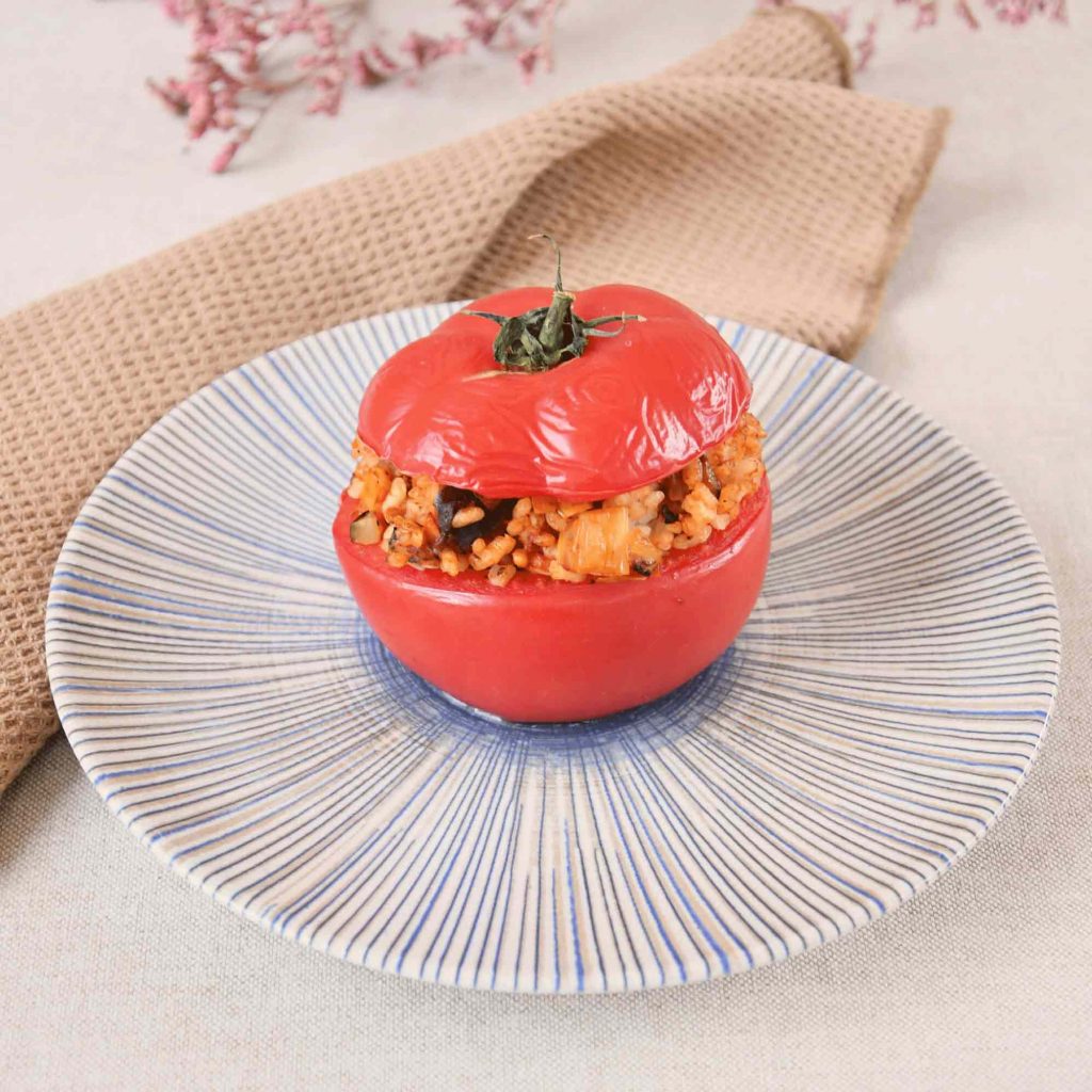 tomatoes stuffed with vegetable rice 1