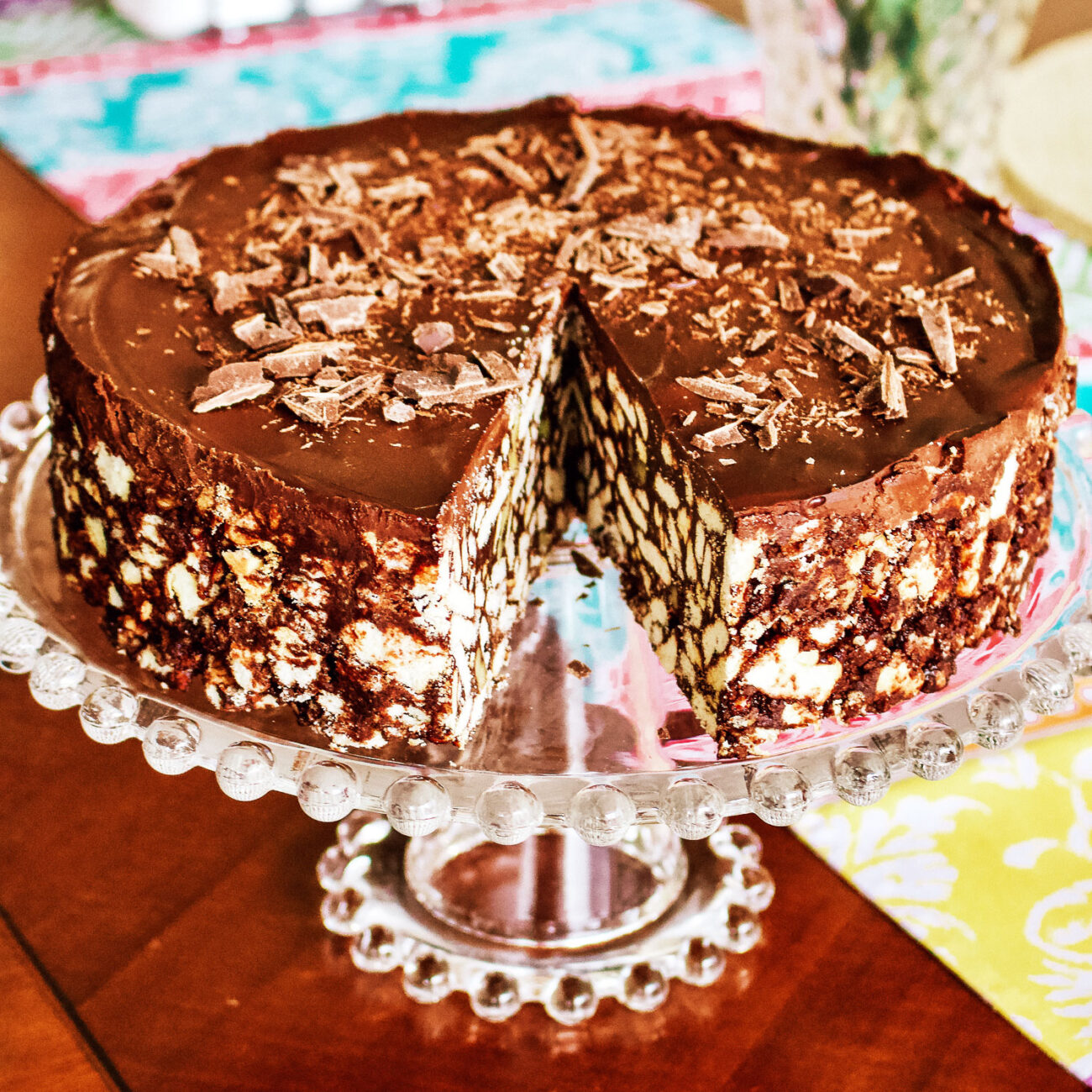 unbaked dessert with chocolate cream and currants