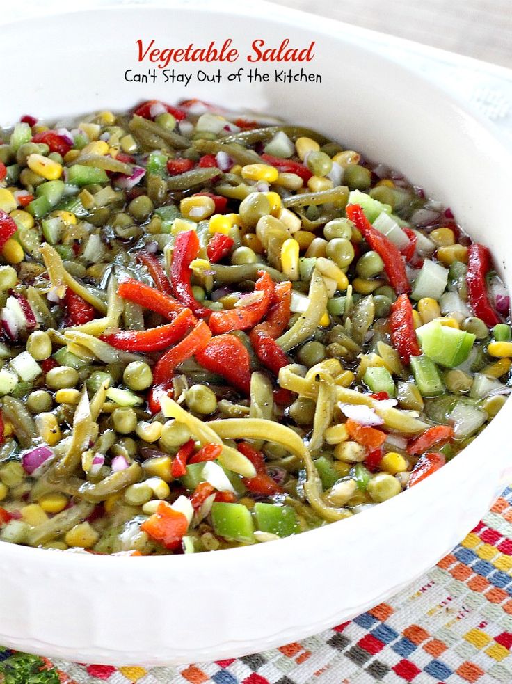 vegetable salad with beans