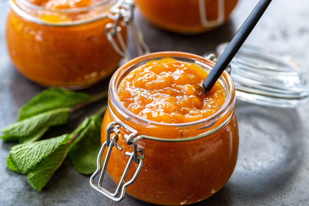 apricot jam sauce