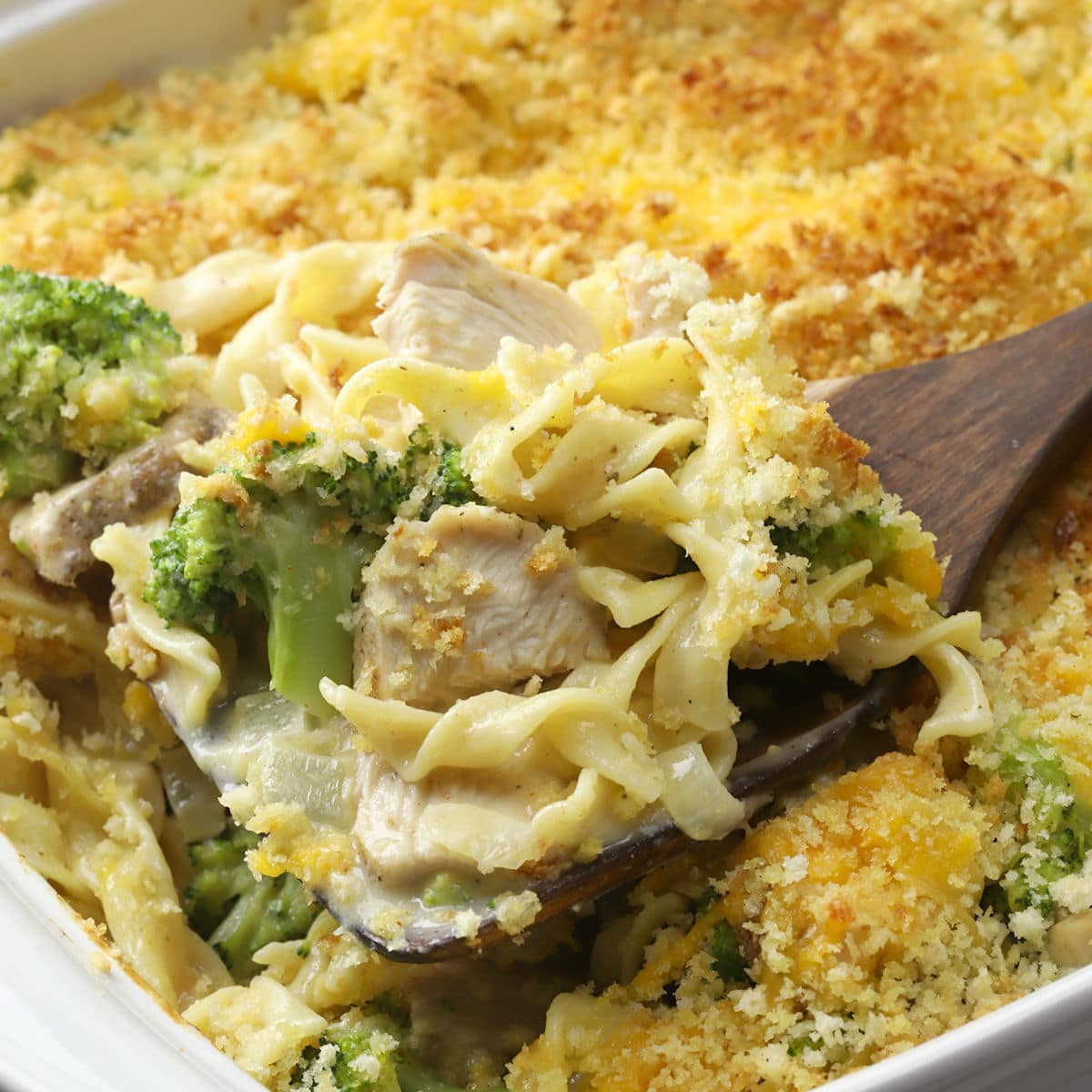 baked broccoli with egg and breadcrumbs