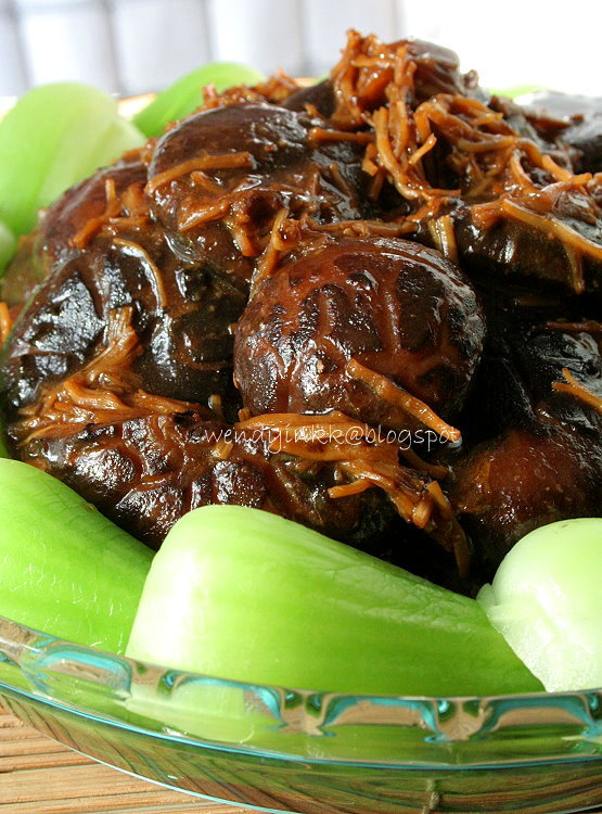 braised mushrooms