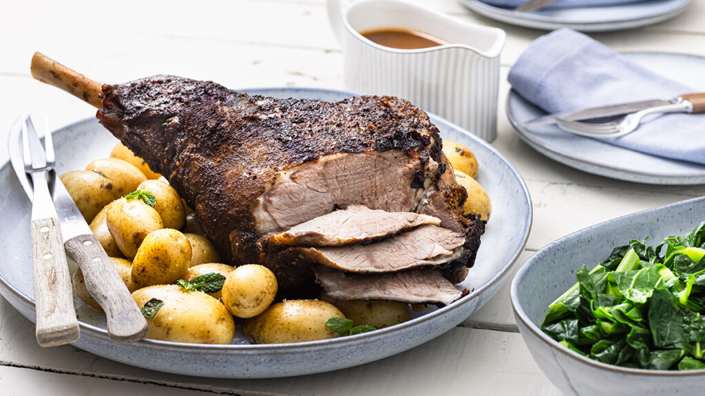 Easter Leg Of Lamb On Wine - Quickezrecipes.com