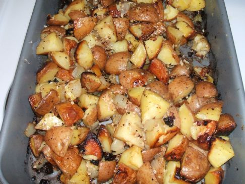 potatoes baked with onions and garlic