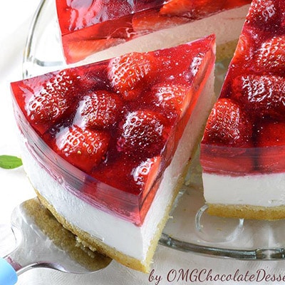 strawberry cheesecake with gelatin