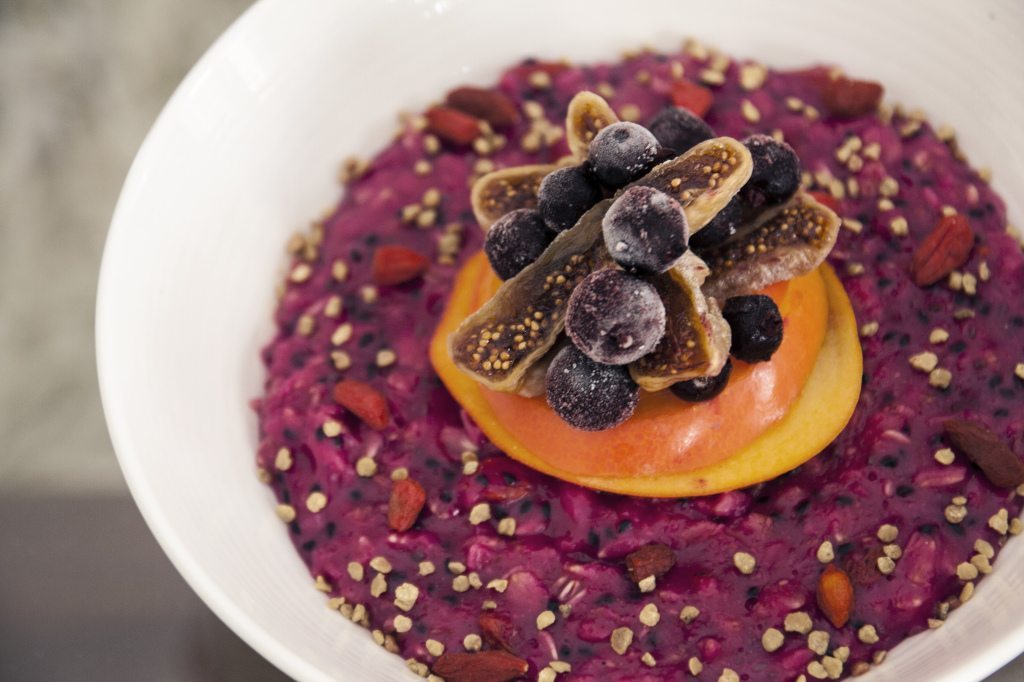 uncooked porridge with exotic fruit